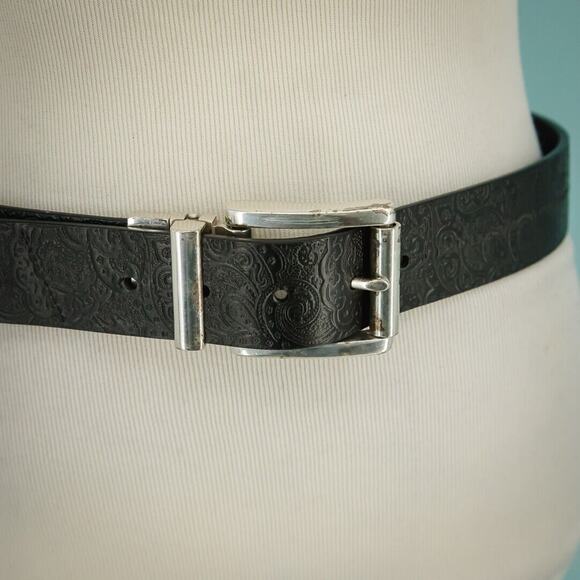 Robert Graham Size 32 Norton Black Leather Floral Embossed Reversible Belt - Picture 2 of 8